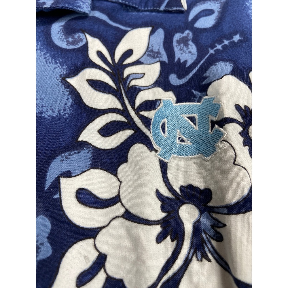 UNC Tar Heels Hawaiian Shirt Mens‎ XL Spike Sports Floral Button Beachy Vacation - Picture 8 of 9